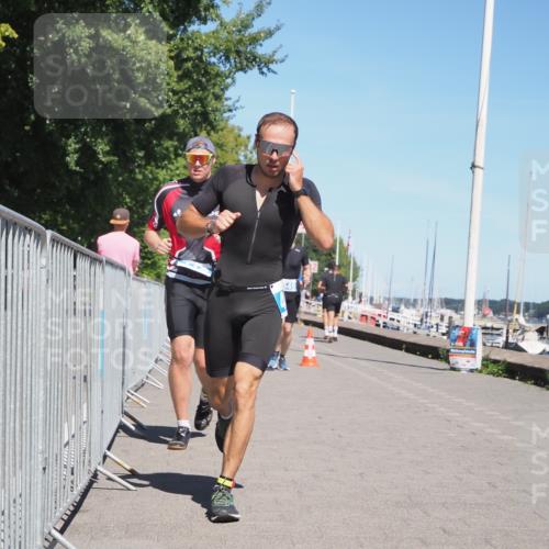 17.08.2025 - KN Förde Triathlon 2025 KatJ http://msf.ph/oto/8607278 17.08.2025 13:51:59 Laufen 412, 465, 476, 500, 549 meine-sportfotos.de