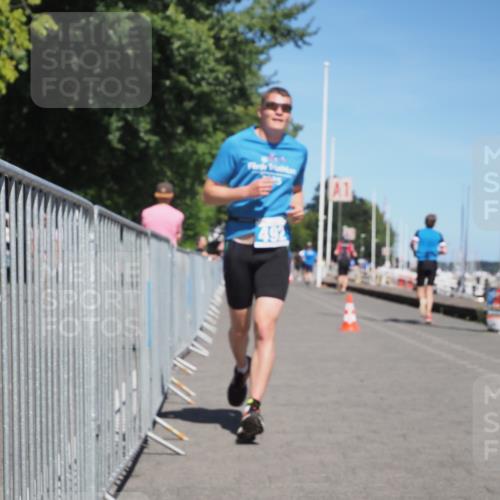 17.08.2025 - KN Förde Triathlon 2025 KatJ http://msf.ph/oto/8607420 17.08.2025 13:52:24 Laufen 492, 527 meine-sportfotos.de