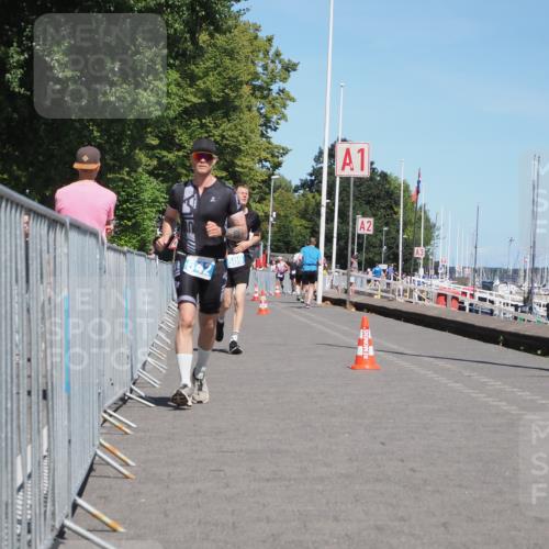 17.08.2025 - KN Förde Triathlon 2025 KatJ http://msf.ph/oto/8607441 17.08.2025 13:52:44 Laufen 509, 542 meine-sportfotos.de