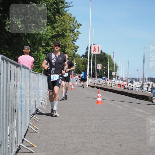 17.08.2025 - KN Förde Triathlon 2025 KatJ http://msf.ph/oto/8607445 17.08.2025 13:52:44 Laufen 509, 542 meine-sportfotos.de
