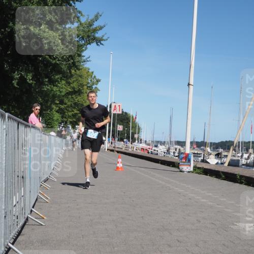 17.08.2025 - KN Förde Triathlon 2025 KatJ http://msf.ph/oto/8607459 17.08.2025 13:52:48 Laufen 509, 542 meine-sportfotos.de