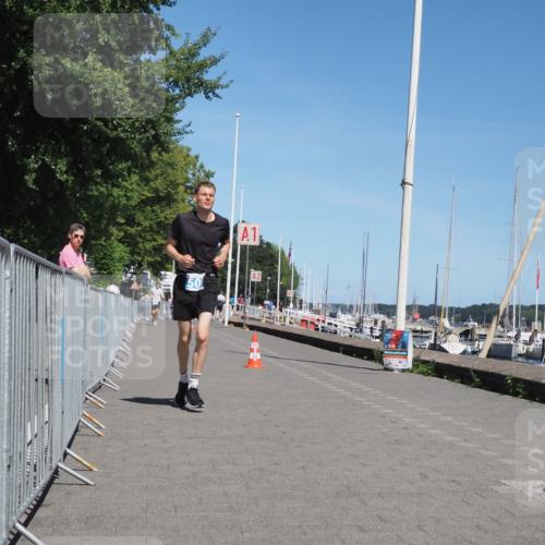 17.08.2025 - KN Förde Triathlon 2025 KatJ http://msf.ph/oto/8607462 17.08.2025 13:52:48 Laufen 509, 542 meine-sportfotos.de