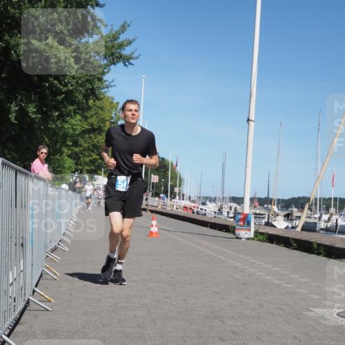 17.08.2025 - KN Förde Triathlon 2025 KatJ http://msf.ph/oto/8607475 17.08.2025 13:52:49 Laufen 509, 542 meine-sportfotos.de