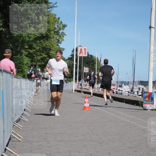 17.08.2025 - KN Förde Triathlon 2025 KatJ http://msf.ph/oto/8607478 17.08.2025 13:53:00 Laufen 421, 533 meine-sportfotos.de