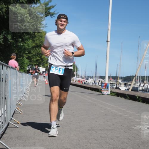17.08.2025 - KN Förde Triathlon 2025 KatJ http://msf.ph/oto/8607502 17.08.2025 13:53:03 Laufen 421, 533, 534 meine-sportfotos.de