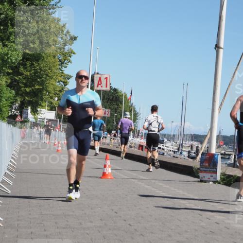 17.08.2025 - KN Förde Triathlon 2025 KatJ http://msf.ph/oto/8607523 17.08.2025 12:00:27 Laufen 273, 331 meine-sportfotos.de