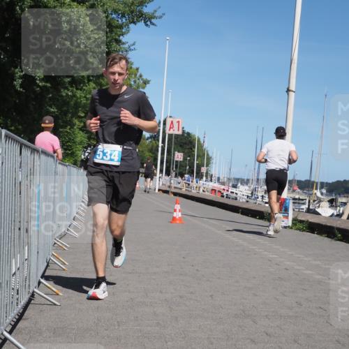 17.08.2025 - KN Förde Triathlon 2025 KatJ http://msf.ph/oto/8607529 17.08.2025 13:53:11 Laufen 514, 534 meine-sportfotos.de
