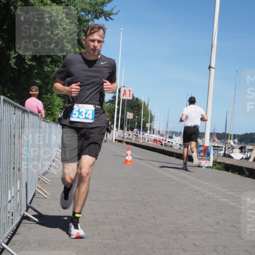 17.08.2025 - KN Förde Triathlon 2025 KatJ http://msf.ph/oto/8607534 17.08.2025 13:53:11 Laufen 514, 534 meine-sportfotos.de