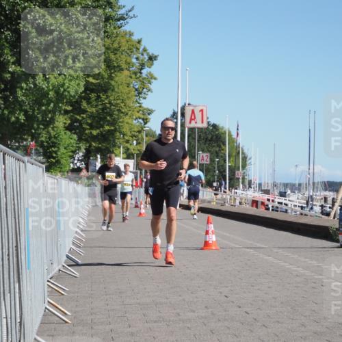 17.08.2025 - KN Förde Triathlon 2025 KatJ http://msf.ph/oto/8607571 17.08.2025 12:00:45 Laufen 281, 638 meine-sportfotos.de