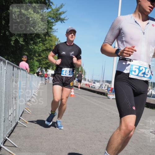 17.08.2025 - KN Förde Triathlon 2025 KatJ http://msf.ph/oto/8607580 17.08.2025 13:53:23 Laufen 484, 529 meine-sportfotos.de