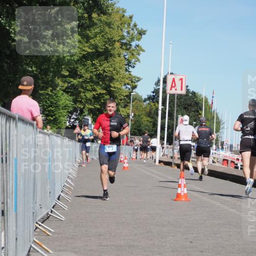 17.08.2025 - KN Förde Triathlon 2025 KatJ http://msf.ph/oto/8607591 17.08.2025 13:53:32 Laufen 397 meine-sportfotos.de