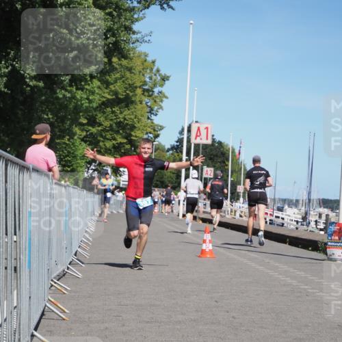 17.08.2025 - KN Förde Triathlon 2025 KatJ http://msf.ph/oto/8607598 17.08.2025 13:53:33 Laufen 397 meine-sportfotos.de