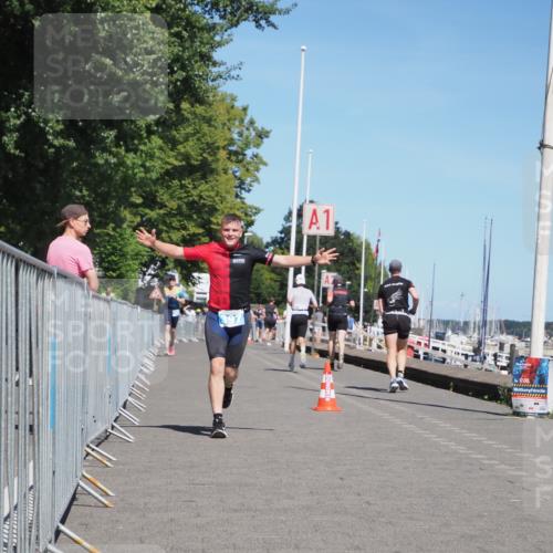 17.08.2025 - KN Förde Triathlon 2025 KatJ http://msf.ph/oto/8607601 17.08.2025 13:53:34 Laufen 397 meine-sportfotos.de