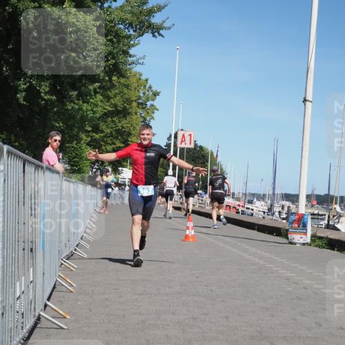 17.08.2025 - KN Förde Triathlon 2025 KatJ http://msf.ph/oto/8607610 17.08.2025 13:53:34 Laufen 397 meine-sportfotos.de