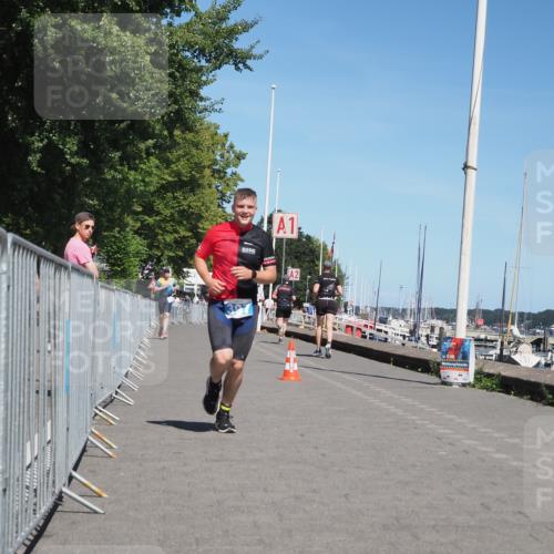 17.08.2025 - KN Förde Triathlon 2025 KatJ http://msf.ph/oto/8607616 17.08.2025 13:53:35 Laufen 397 meine-sportfotos.de