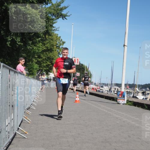 17.08.2025 - KN Förde Triathlon 2025 KatJ http://msf.ph/oto/8607618 17.08.2025 13:53:35 Laufen 397 meine-sportfotos.de