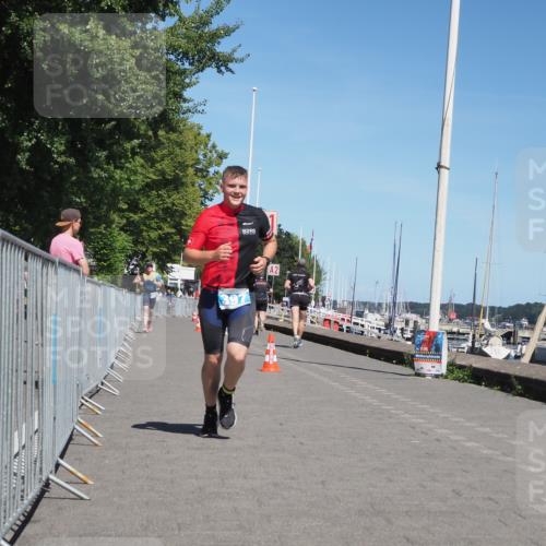 17.08.2025 - KN Förde Triathlon 2025 KatJ http://msf.ph/oto/8607621 17.08.2025 13:53:35 Laufen 397 meine-sportfotos.de