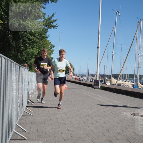17.08.2025 - KN Förde Triathlon 2025 KatJ http://msf.ph/oto/8607652 17.08.2025 12:00:53 Laufen 602, 638 meine-sportfotos.de