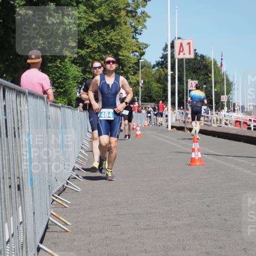 17.08.2025 - KN Förde Triathlon 2025 KatJ http://msf.ph/oto/8607665 17.08.2025 13:54:01 Laufen 464, 481 meine-sportfotos.de