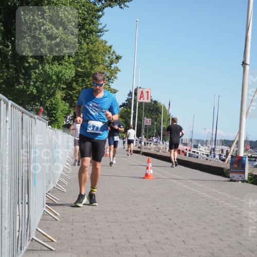 17.08.2025 - KN Förde Triathlon 2025 KatJ http://msf.ph/oto/8607734 17.08.2025 12:01:07 Laufen 284, 300, 324, 377, 632 meine-sportfotos.de