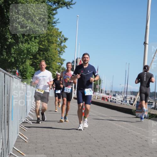 17.08.2025 - KN Förde Triathlon 2025 KatJ http://msf.ph/oto/8607757 17.08.2025 12:01:12 Laufen 284, 300, 318, 377, 390, 632 meine-sportfotos.de