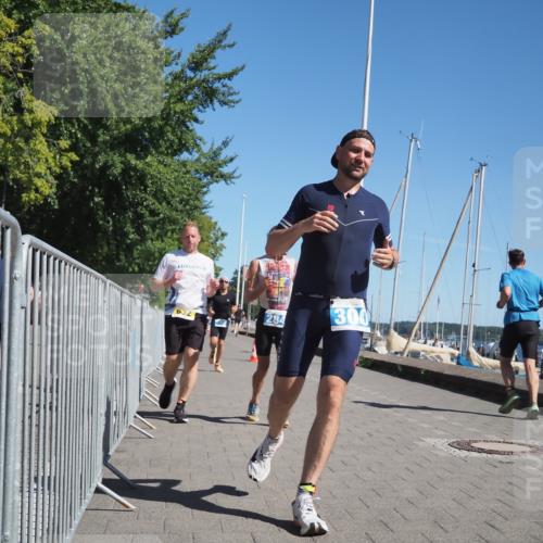 17.08.2025 - KN Förde Triathlon 2025 KatJ http://msf.ph/oto/8607796 17.08.2025 12:01:14 Laufen 284, 300, 318, 390, 632 meine-sportfotos.de