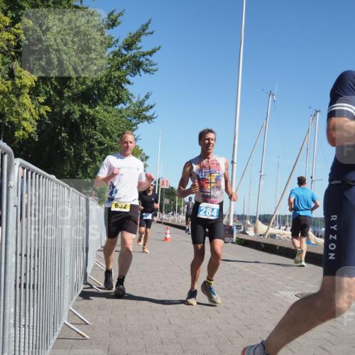 17.08.2025 - KN Förde Triathlon 2025 KatJ http://msf.ph/oto/8607806 17.08.2025 12:01:15 Laufen 284, 300, 318, 390, 632 meine-sportfotos.de