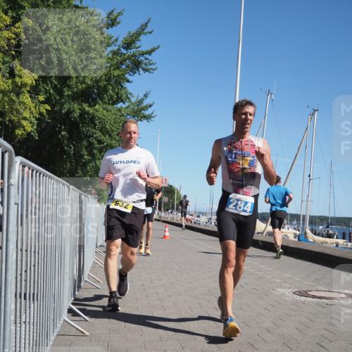 17.08.2025 - KN Förde Triathlon 2025 KatJ http://msf.ph/oto/8607811 17.08.2025 12:01:15 Laufen 284, 300, 318, 390, 632 meine-sportfotos.de