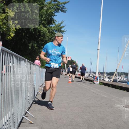 17.08.2025 - KN Förde Triathlon 2025 KatJ http://msf.ph/oto/8607908 17.08.2025 13:54:54 Laufen 432, 462, 480, 495 meine-sportfotos.de