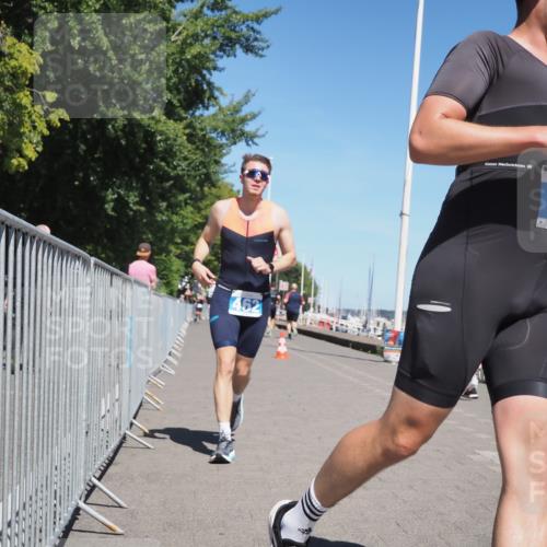 17.08.2025 - KN Förde Triathlon 2025 KatJ http://msf.ph/oto/8607941 17.08.2025 13:54:58 Laufen 432, 462, 495 meine-sportfotos.de