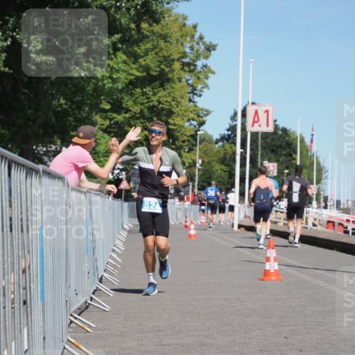 17.08.2025 - KN Förde Triathlon 2025 KatJ http://msf.ph/oto/8607957 17.08.2025 13:55:11 Laufen 524 meine-sportfotos.de
