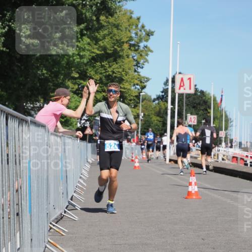 17.08.2025 - KN Förde Triathlon 2025 KatJ http://msf.ph/oto/8607960 17.08.2025 13:55:11 Laufen 524 meine-sportfotos.de