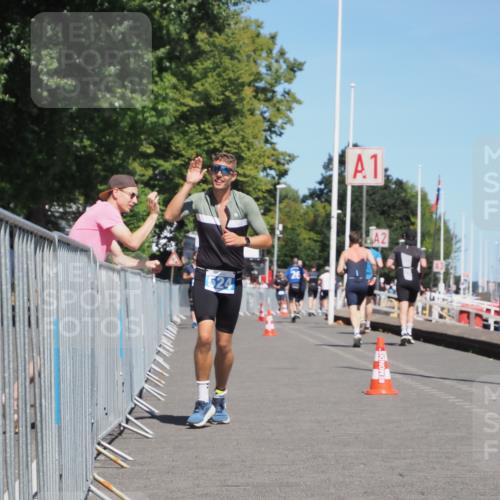 17.08.2025 - KN Förde Triathlon 2025 KatJ http://msf.ph/oto/8607961 17.08.2025 13:55:11 Laufen 524 meine-sportfotos.de