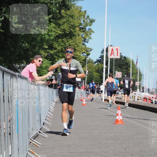 17.08.2025 - KN Förde Triathlon 2025 KatJ http://msf.ph/oto/8607964 17.08.2025 13:55:11 Laufen 524 meine-sportfotos.de
