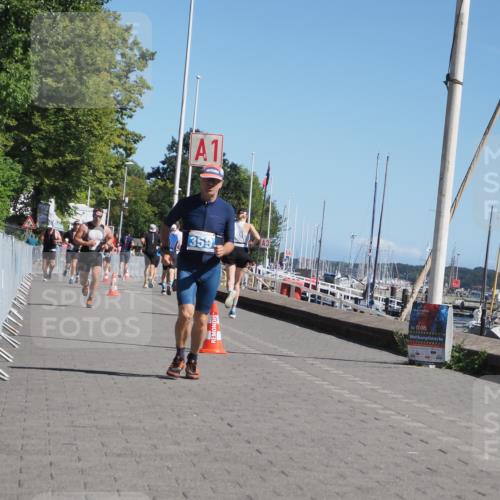 17.08.2025 - KN Förde Triathlon 2025 KatJ http://msf.ph/oto/8607989 17.08.2025 12:01:37 Laufen 343, 359 meine-sportfotos.de