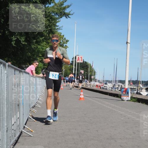 17.08.2025 - KN Förde Triathlon 2025 KatJ http://msf.ph/oto/8607990 17.08.2025 13:55:13 Laufen 524 meine-sportfotos.de