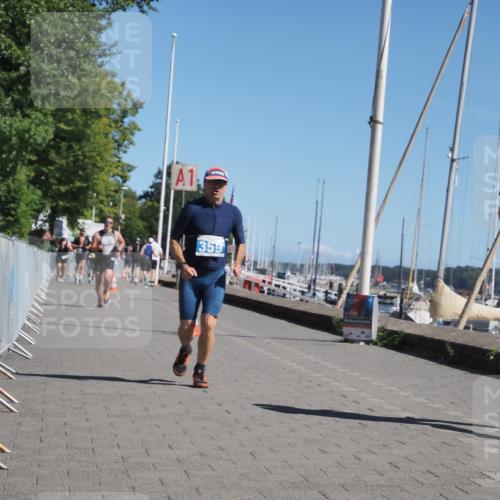 17.08.2025 - KN Förde Triathlon 2025 KatJ http://msf.ph/oto/8608013 17.08.2025 12:01:38 Laufen 343, 359 meine-sportfotos.de