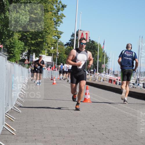 17.08.2025 - KN Förde Triathlon 2025 KatJ http://msf.ph/oto/8608053 17.08.2025 12:01:42 Laufen 343, 359 meine-sportfotos.de