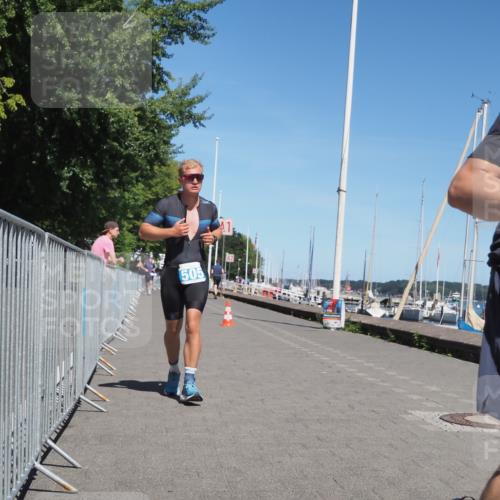 17.08.2025 - KN Förde Triathlon 2025 KatJ http://msf.ph/oto/8608106 17.08.2025 13:55:46 Laufen 448, 486, 505 meine-sportfotos.de