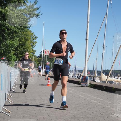 17.08.2025 - KN Förde Triathlon 2025 KatJ http://msf.ph/oto/8608162 17.08.2025 12:01:53 Laufen 263, 294, 633 meine-sportfotos.de