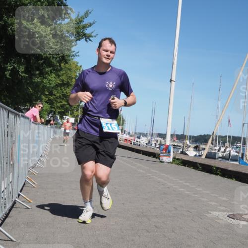 17.08.2025 - KN Förde Triathlon 2025 KatJ http://msf.ph/oto/8608164 17.08.2025 13:56:01 Laufen 515, 522 meine-sportfotos.de