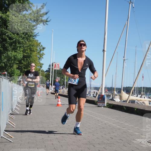 17.08.2025 - KN Förde Triathlon 2025 KatJ http://msf.ph/oto/8608166 17.08.2025 12:01:53 Laufen 263, 294, 633 meine-sportfotos.de