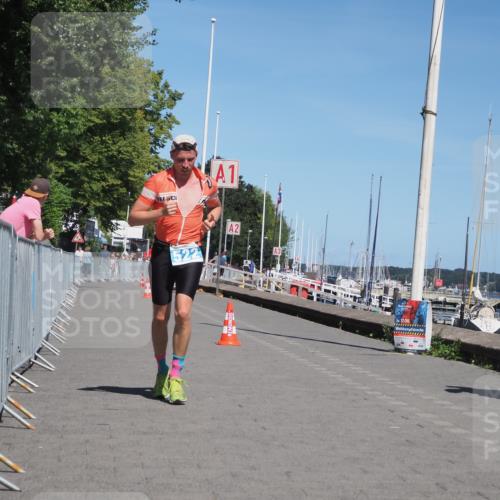 17.08.2025 - KN Förde Triathlon 2025 KatJ http://msf.ph/oto/8608200 17.08.2025 13:56:08 Laufen 522 meine-sportfotos.de