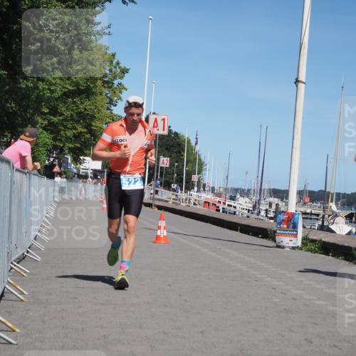 17.08.2025 - KN Förde Triathlon 2025 KatJ http://msf.ph/oto/8608205 17.08.2025 13:56:08 Laufen 522 meine-sportfotos.de
