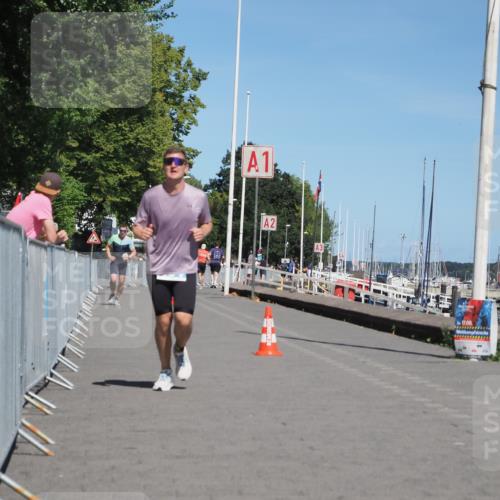 17.08.2025 - KN Förde Triathlon 2025 KatJ http://msf.ph/oto/8608244 17.08.2025 13:56:32 Laufen 504 meine-sportfotos.de