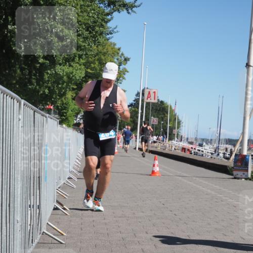 17.08.2025 - KN Förde Triathlon 2025 KatJ http://msf.ph/oto/8608252 17.08.2025 12:01:58 Laufen 294, 379, 611, 633 meine-sportfotos.de