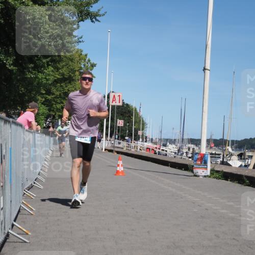 17.08.2025 - KN Förde Triathlon 2025 KatJ http://msf.ph/oto/8608255 17.08.2025 13:56:33 Laufen 504 meine-sportfotos.de