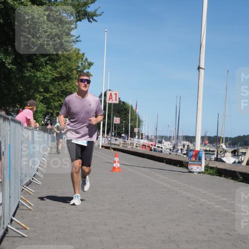 17.08.2025 - KN Förde Triathlon 2025 KatJ http://msf.ph/oto/8608257 17.08.2025 13:56:33 Laufen 504 meine-sportfotos.de