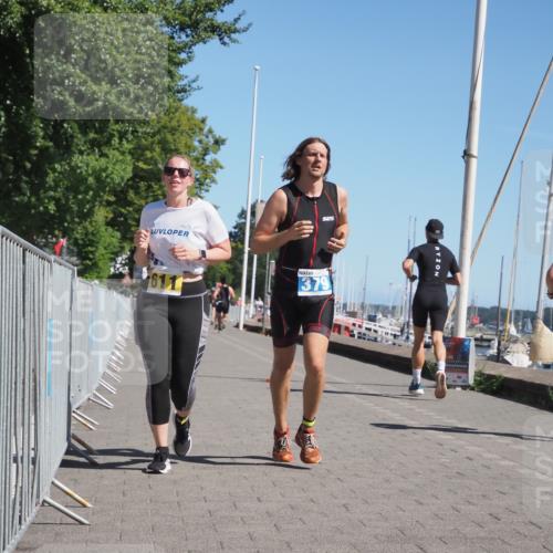 17.08.2025 - KN Förde Triathlon 2025 KatJ http://msf.ph/oto/8608295 17.08.2025 12:02:02 Laufen 294, 379, 611 meine-sportfotos.de