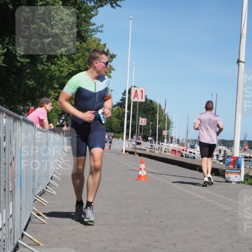 17.08.2025 - KN Förde Triathlon 2025 KatJ http://msf.ph/oto/8608326 17.08.2025 13:56:43 Laufen 506 meine-sportfotos.de